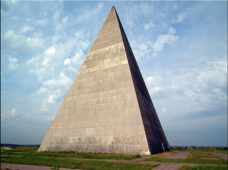 russian_pyramid_side2